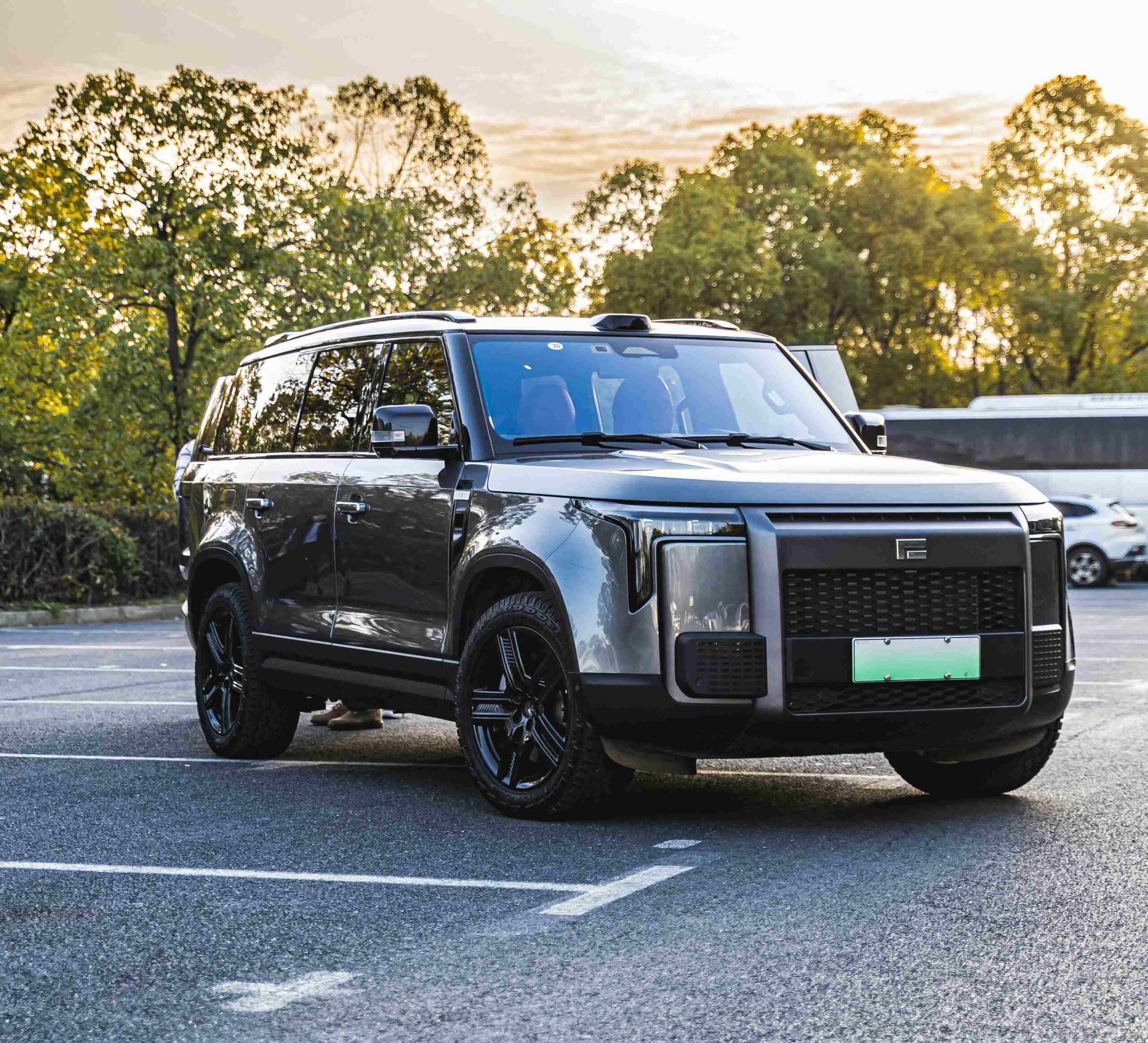 SUV Rent a Car Dubai – Executive Mobility That Makes an Impression